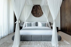 AMO Residences