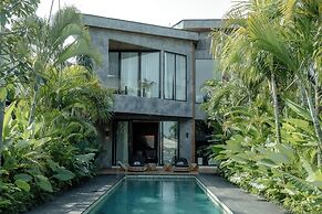 AMO Residences