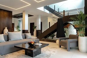 AMO Residences