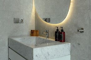 AMO Residences