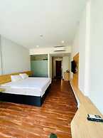 Hotel Happy Here