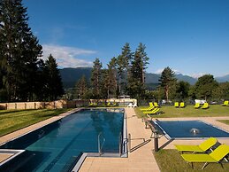 Nice Chalet in Pressegger See With Terrace