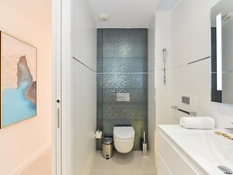 Apartment Mogan With Stunning Beach Views