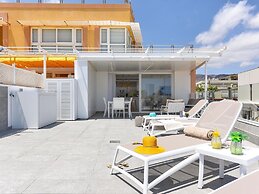 Apartment Mogan With Stunning Beach Views