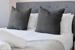 EIGHTY2 ON M - Fluent Serviced Apartments