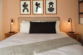 EIGHTY2 ON M - Fluent Serviced Apartments