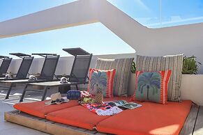 EIGHTY2 ON M - Fluent Serviced Apartments