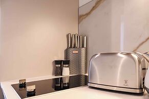 EIGHTY2 ON M - Fluent Serviced Apartments