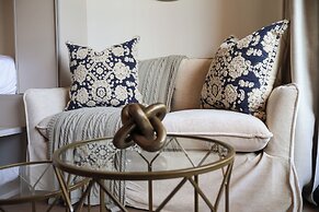 EIGHTY2 ON M - Fluent Serviced Apartments