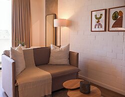 EIGHTY2 ON M - Fluent Serviced Apartments