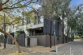 Readyset Townhouses at Mosaic