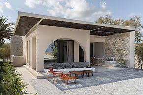 Dyo Beach Suites