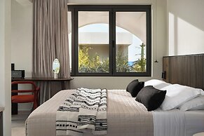 Dyo Beach Suites