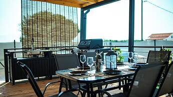 Red Eirth Kastel Stafilic