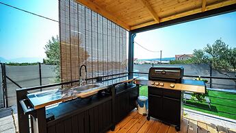 Red Eirth Kastel Stafilic