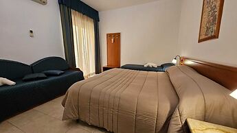 GH HOTEL