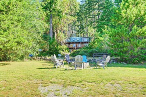 Port Orchard Lakefront Cabin w/ Fire Pit & Grill!