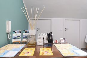 CATANIA E DINTORNI LIVING ROOMS