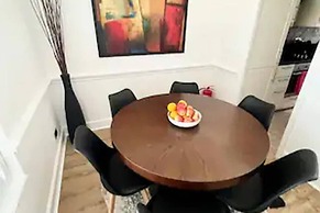 Clapham 3-bed Flat, Sleeps 6 With Free Parking
