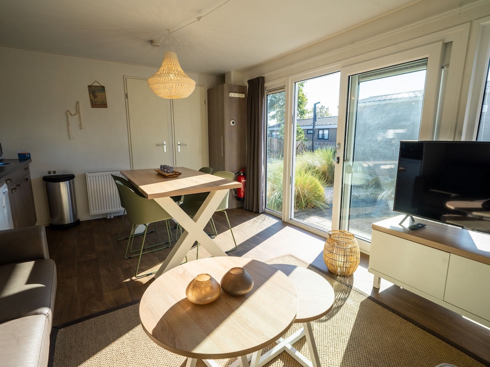 Well-maintained Chalet With Terrace