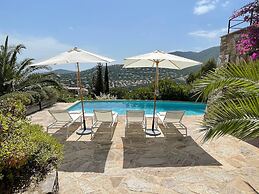 Villa in Cavalaire With Sea View & Pool