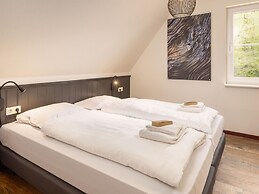 Tranquil Resort Stay w/ Sauna