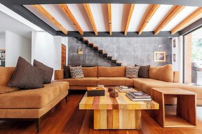 Casa Grande Spectacular House