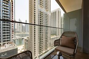 Contemporary 1BR w Dubai Marina Glimpse