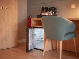 Suite in Hellevoetsluis by the Beach