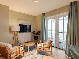 Suite in Hellevoetsluis by the Beach