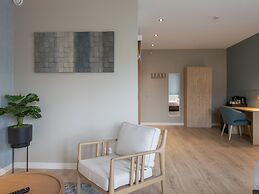 Suite in Hellevoetsluis by the Beach