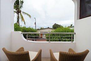 BAY VIEW HOUSE