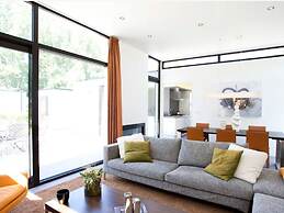 Elegant Chalet 25 km Amsterdam