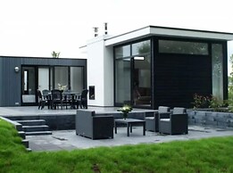 Elegant Chalet 25 km Amsterdam