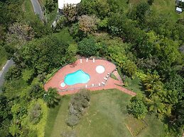 El Oasis Hotel