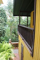 El Oasis Hotel