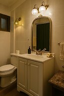 El Oasis Hotel