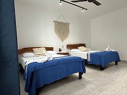 Plaza Nardos Hotel & Suites