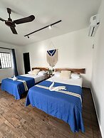 Plaza Nardos Hotel & Suites