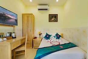 Dream Hotel