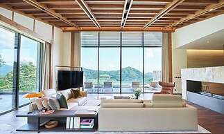 Sagewood Hong Cheon