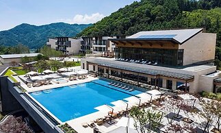 Sagewood Hong Cheon