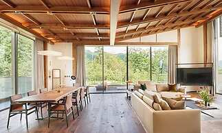 Sagewood Hong Cheon