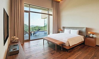 Sagewood Hong Cheon