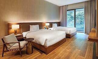 Sagewood Hong Cheon