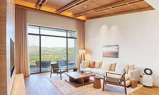 Sagewood Hong Cheon