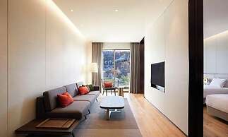 Sagewood Hong Cheon