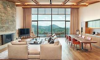 Sagewood Hong Cheon