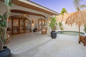 Villa Water Star