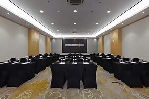 Harper Premier Nagoya Batam